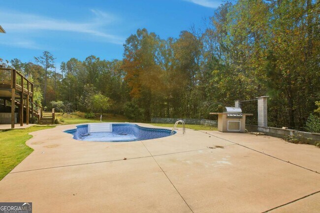 Building Photo - 845 Botanica Way