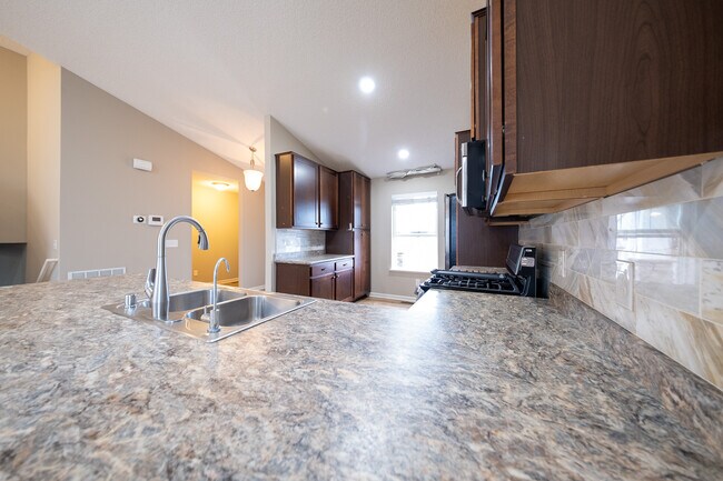 Building Photo - 15222 Emory Ave