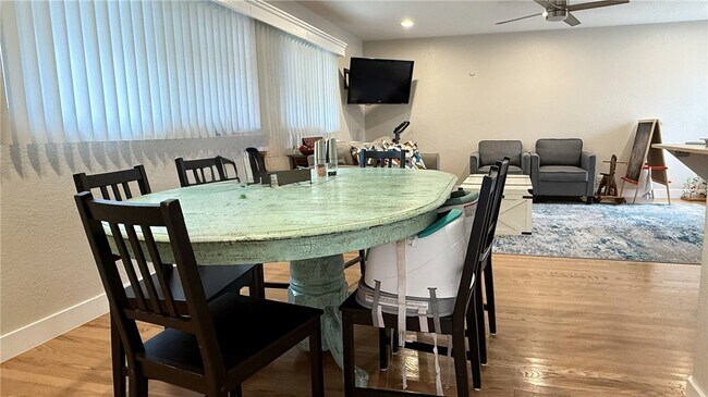 Building Photo - 6472 Brown Cir