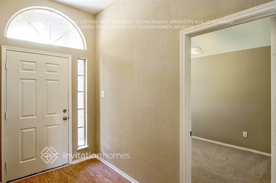 Building Photo - 2505 Copperfield Ln