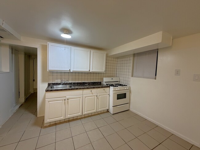 Building Photo - 5159 S Albany Ave