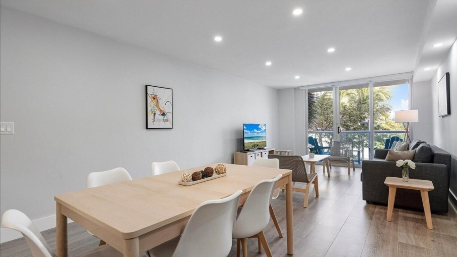 Building Photo - 19370 Collins Ave