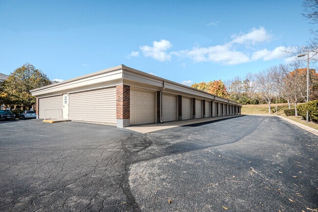 Building Photo - 801 N McLean Blvd
