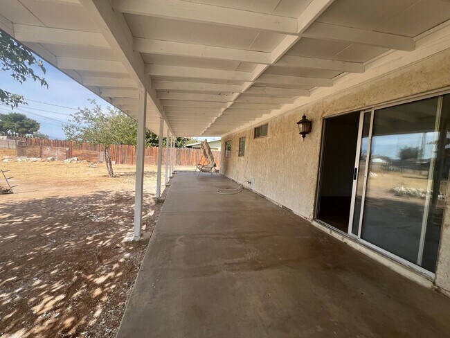 Building Photo - 22347 Tehama Rd