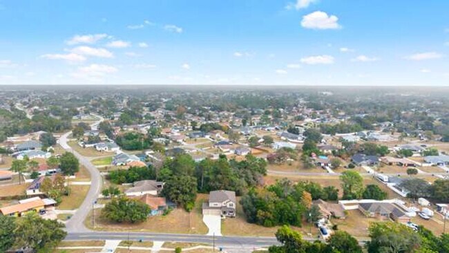 Building Photo - 14282 Coronado Dr