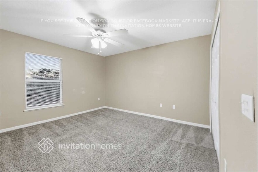 Building Photo - 13501 Mango Bay Dr