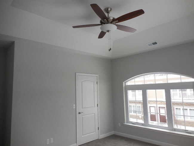 Building Photo - 5657 Arbor Chase Dr