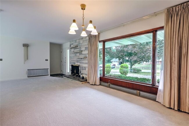 Building Photo - 5 Appian Way