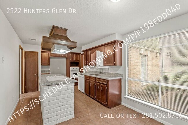 Building Photo - 2922 Hunters Glen Dr