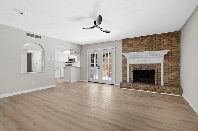 Building Photo - 3902 Marywood Dr