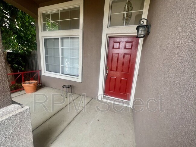 Building Photo - 4932 Chaps Ct