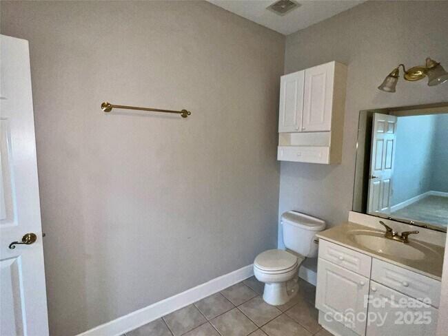 Building Photo - 8635 Coralbell Ln