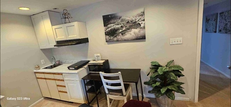 Building Photo - 6360 Silver Ridge Cir