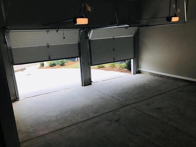 Building Photo - 1310 Endicott Ct