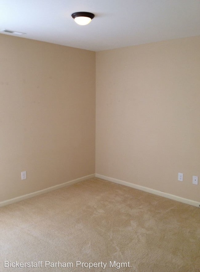 Building Photo - 4 br, 2 bath House - 70 Misty Forest Dr
