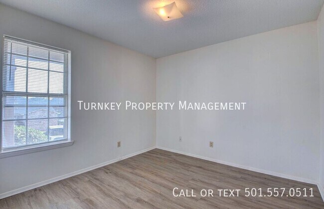 Building Photo - 1704 Garfield Ct