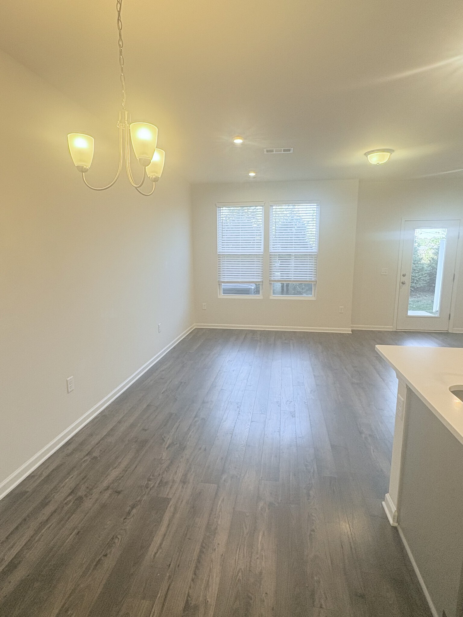 Building Photo - 106 Brighton Ln