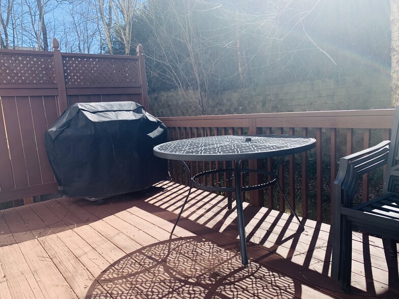 Building Photo - 5407 Shaded Villa Ct