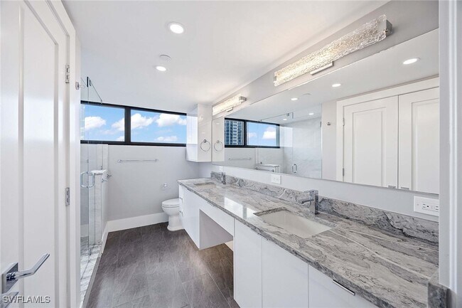 Building Photo - 6075 Pelican Bay Blvd