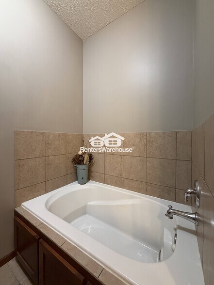 Building Photo - 16784 Olivine St NW