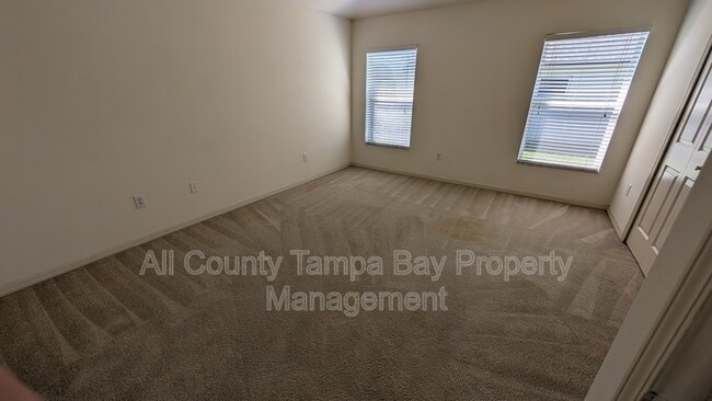 Building Photo - 25820 Crippen Dr