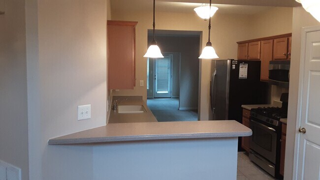 Primary Photo - Beautiful three bedroom two-and-a-half bat...