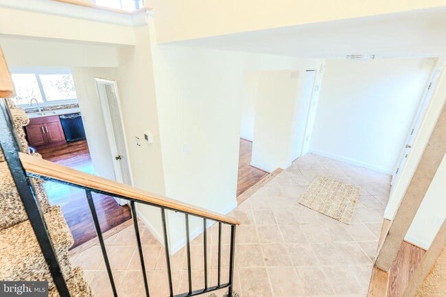 Building Photo - 13373 Hungerford Pl