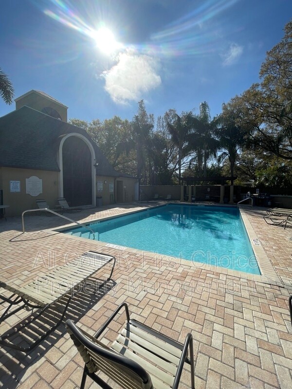 Building Photo - 10196 Sailwinds Blvd S