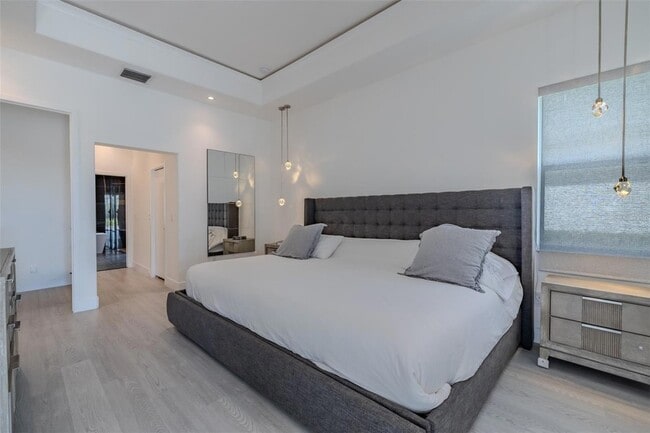 Building Photo - 8117 Hampton Glen Dr