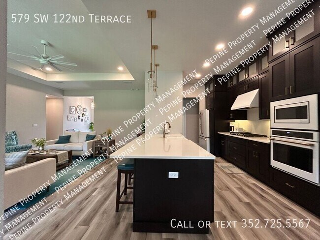 Building Photo - 579 SW 122nd Terrace