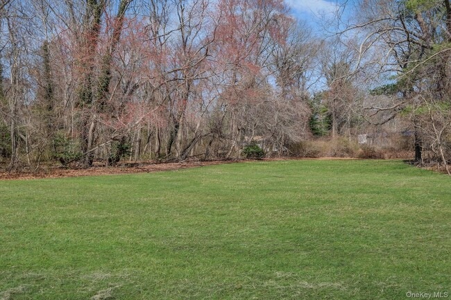 Building Photo - 15 Community Rd