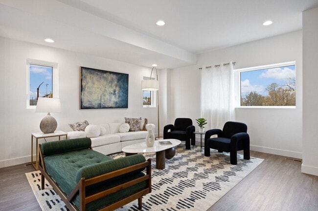 Building Photo - New 2BD, 3BA Arvada Townhome with Bonus Flex Room