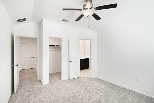Building Photo - 15200 Spruce Frost Cv