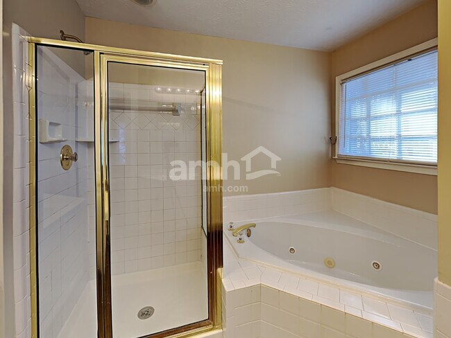 Building Photo - 3115 Elizabeth Ln