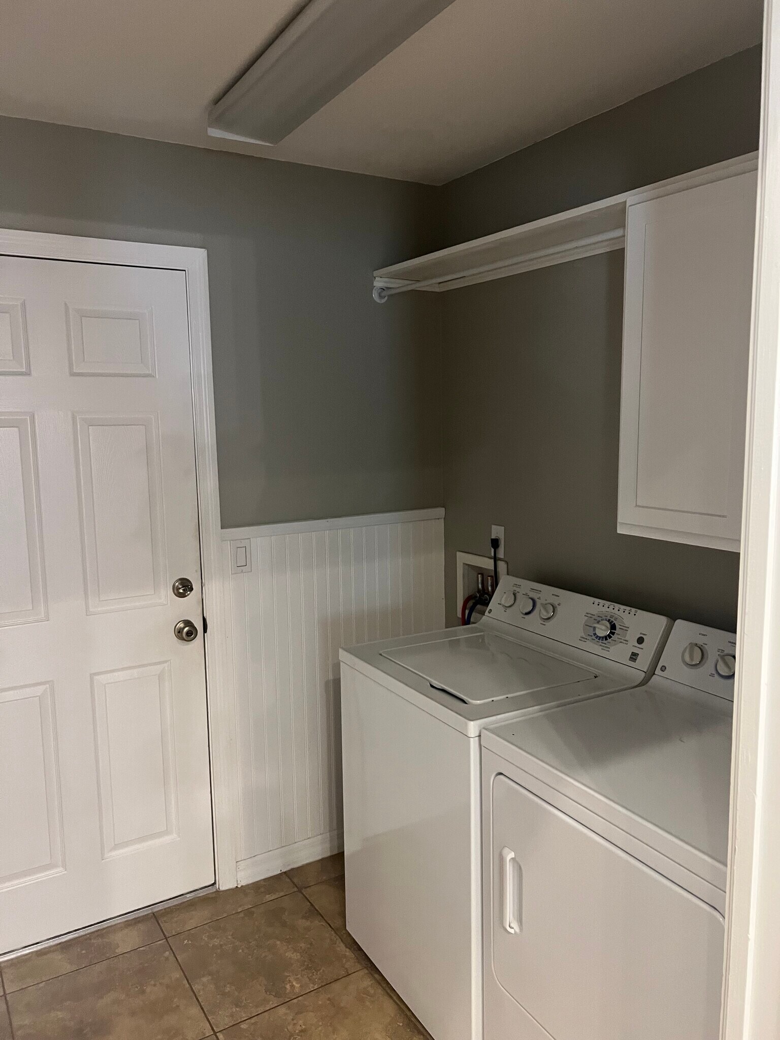 Building Photo - 4585 NW 48th Ln