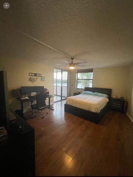 Building Photo - 118 Lake Emerald Dr