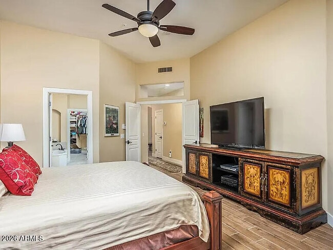 Building Photo - 8331 E Cactus Wren Rd