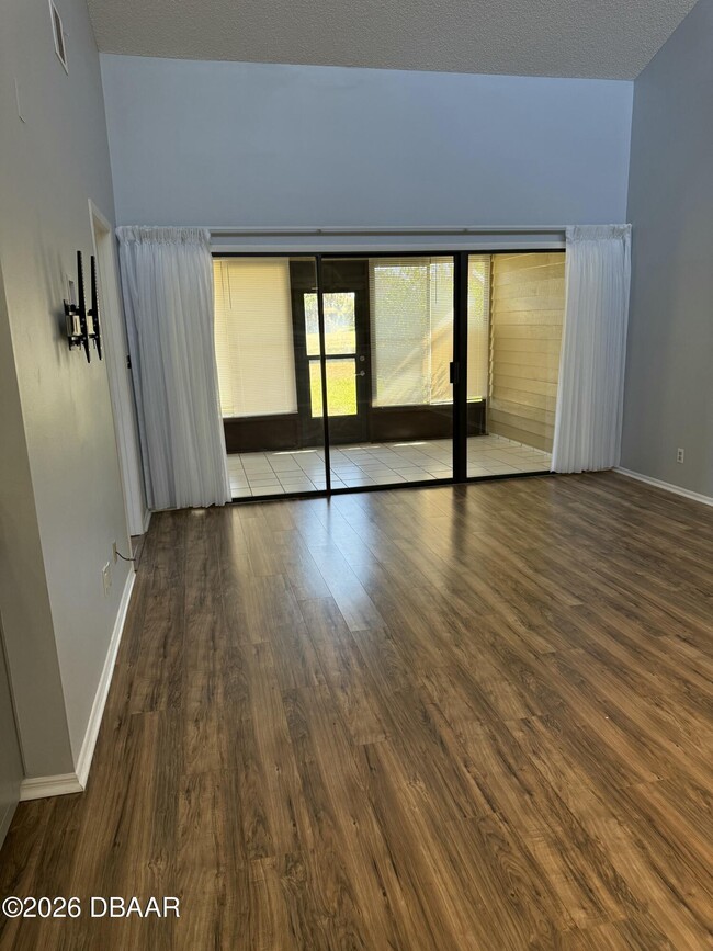 Building Photo - 628 Brown Pelican Dr