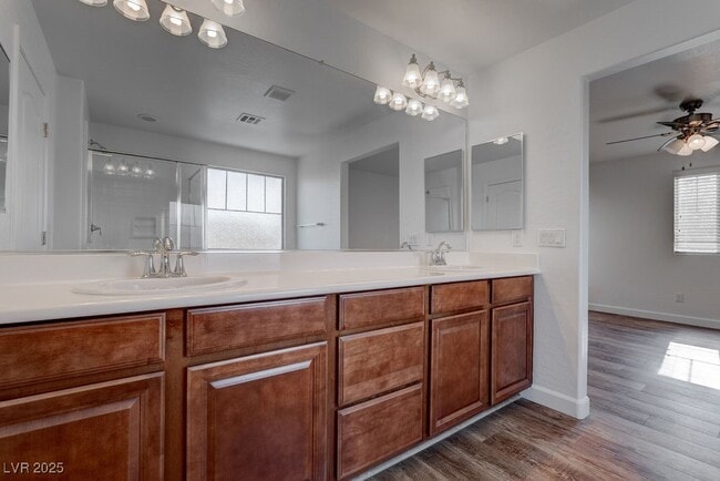 Building Photo - 7733 Lively Loom Ct