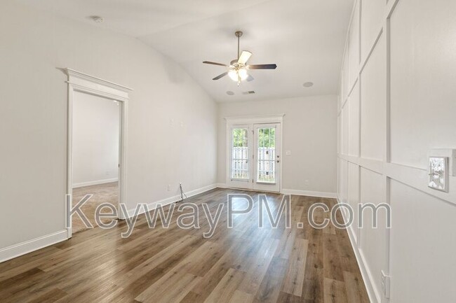 Building Photo - 314 Sumac Trail