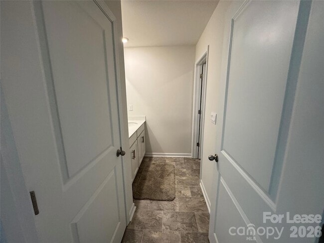 Building Photo - 10749 Adair Wds Dr