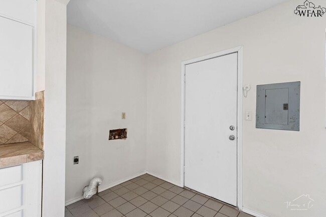 Building Photo - 1312 N 3rd St