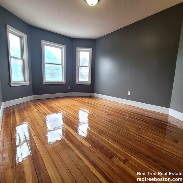 Building Photo - 202 Norwell St