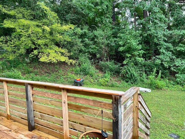 Building Photo - 112 Riverview Ct