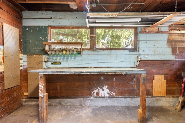 Building Photo - 4921 SE 76th Ave