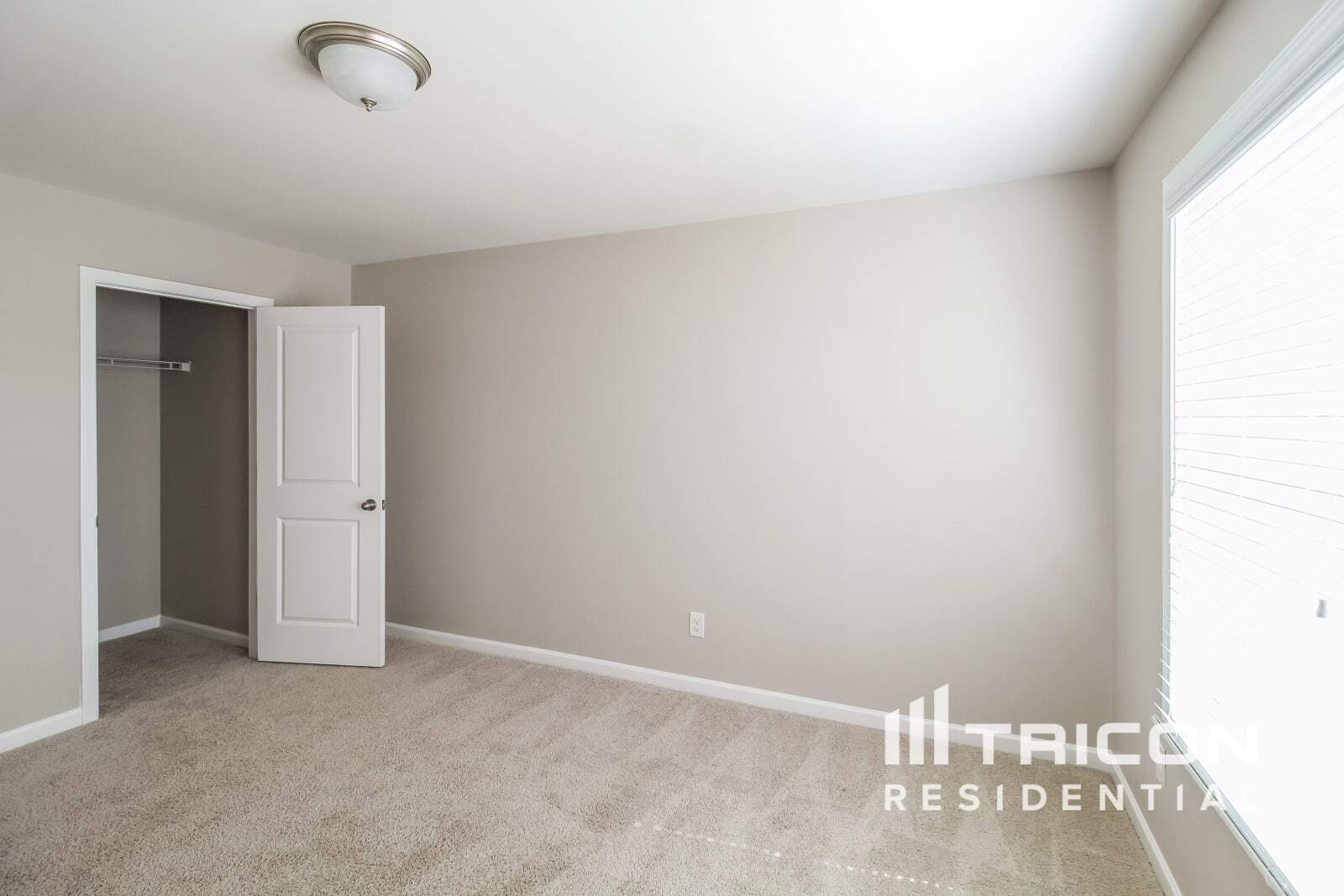Building Photo - 528 Trickum Hill Dr