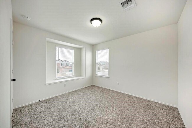 Building Photo - 801 Estes Park