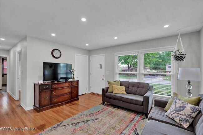 Building Photo - 3812 Klondike Ln