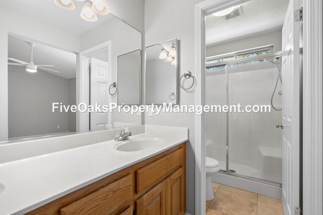 Building Photo - 3301 Burberry Way