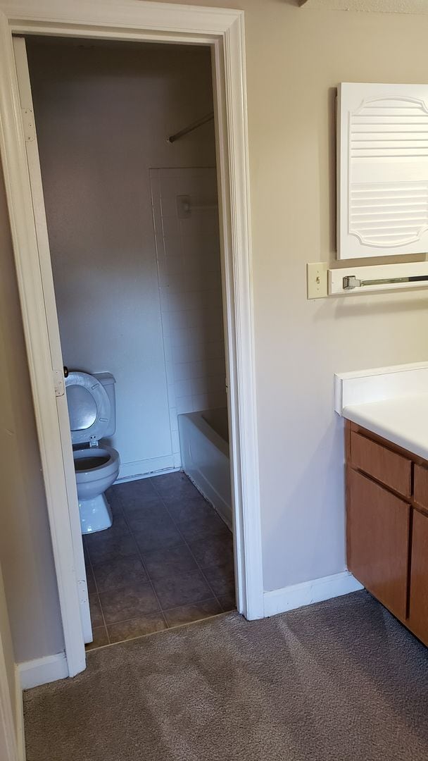 Building Photo - 2Bd 2.5 Ba $1250
